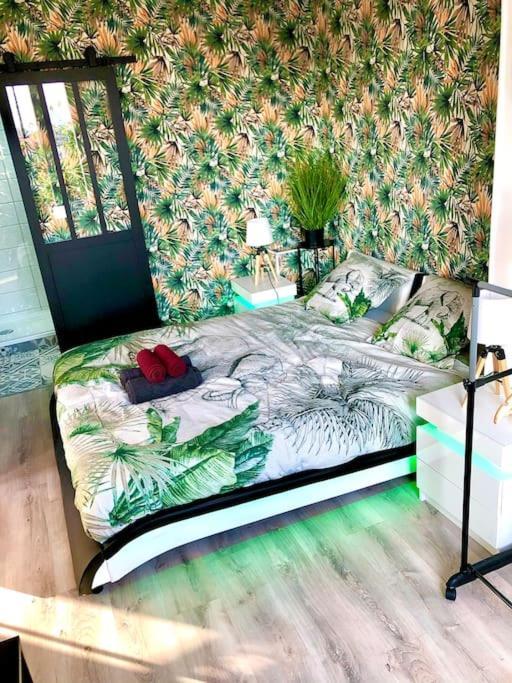 Le Led Room,Centre Ville Place De Parking Gratuite Sens Dış mekan fotoğraf