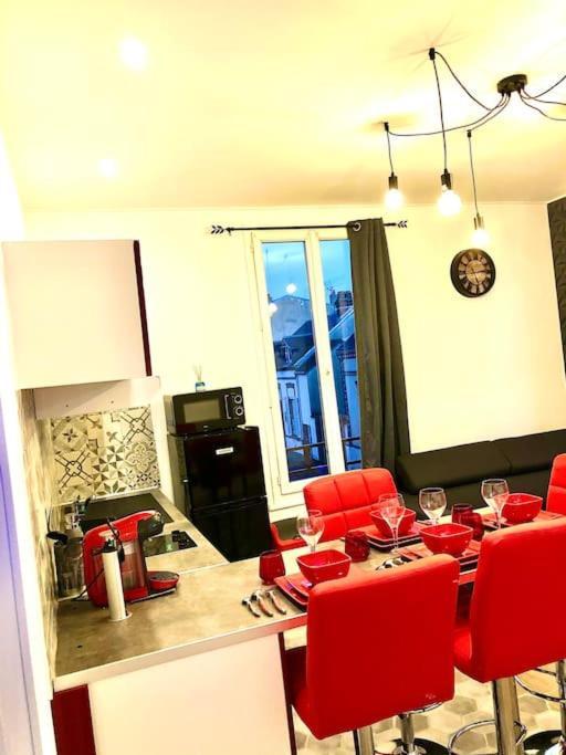 Le Led Room,Centre Ville Place De Parking Gratuite Sens Dış mekan fotoğraf